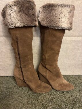 BCBGeneration Mocha Brown Suede Faux Fur Cuff Wedge Boots Size 6.5